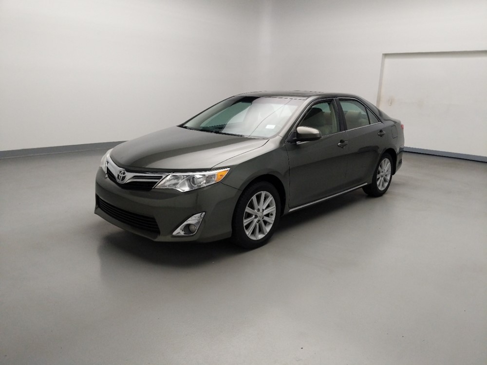 Used 2012 Toyota Camry Driver Front Bumper