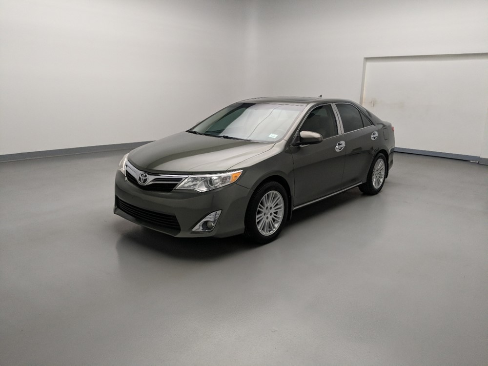 Used 2012 Toyota Camry Driver Front Bumper