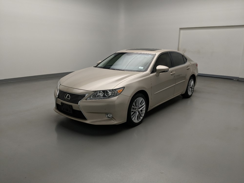 Used 2015 Lexus ES 350 Driver Front Bumper
