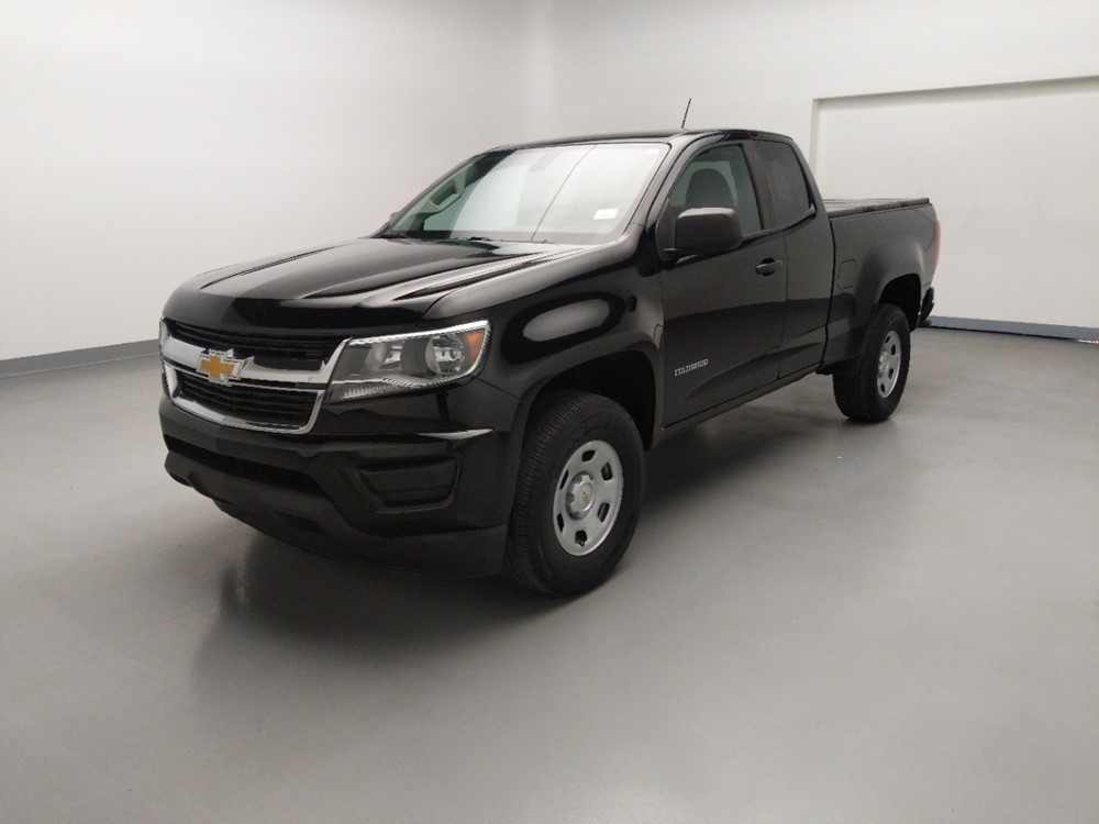 Used 2018 Chevrolet Colorado Driver Front Bumper