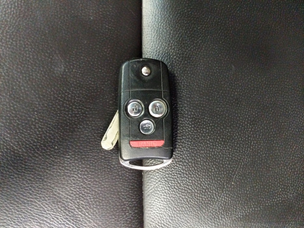 2012 Acura TL - Keys