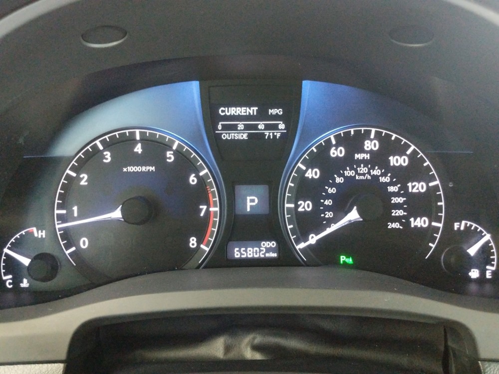 2013 Lexus RX 350 - Odometer Close Up