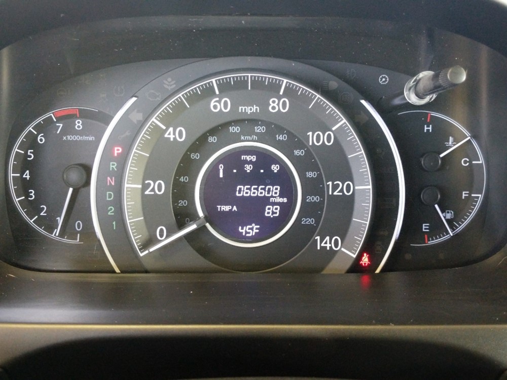 2014 Honda CR-V - Odometer Close Up