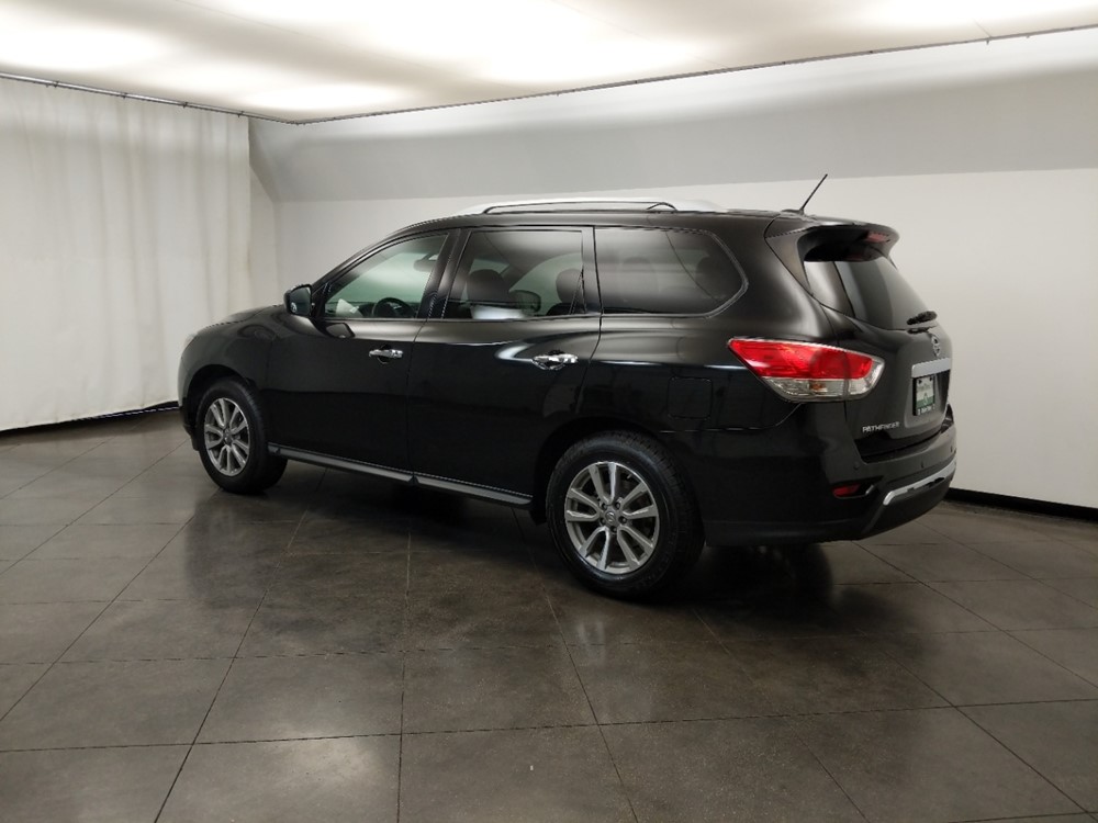 2015 Nissan Pathfinder - Driver Rear Side