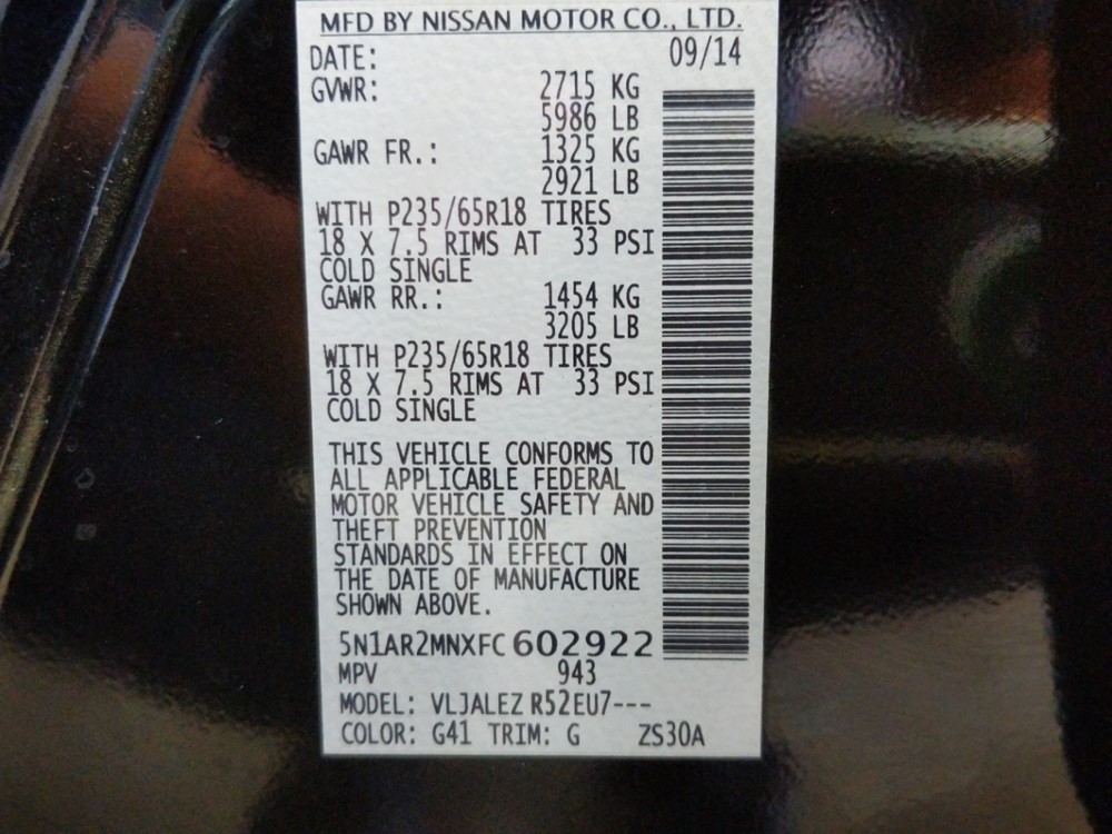 2015 Nissan Pathfinder - VIN Plate