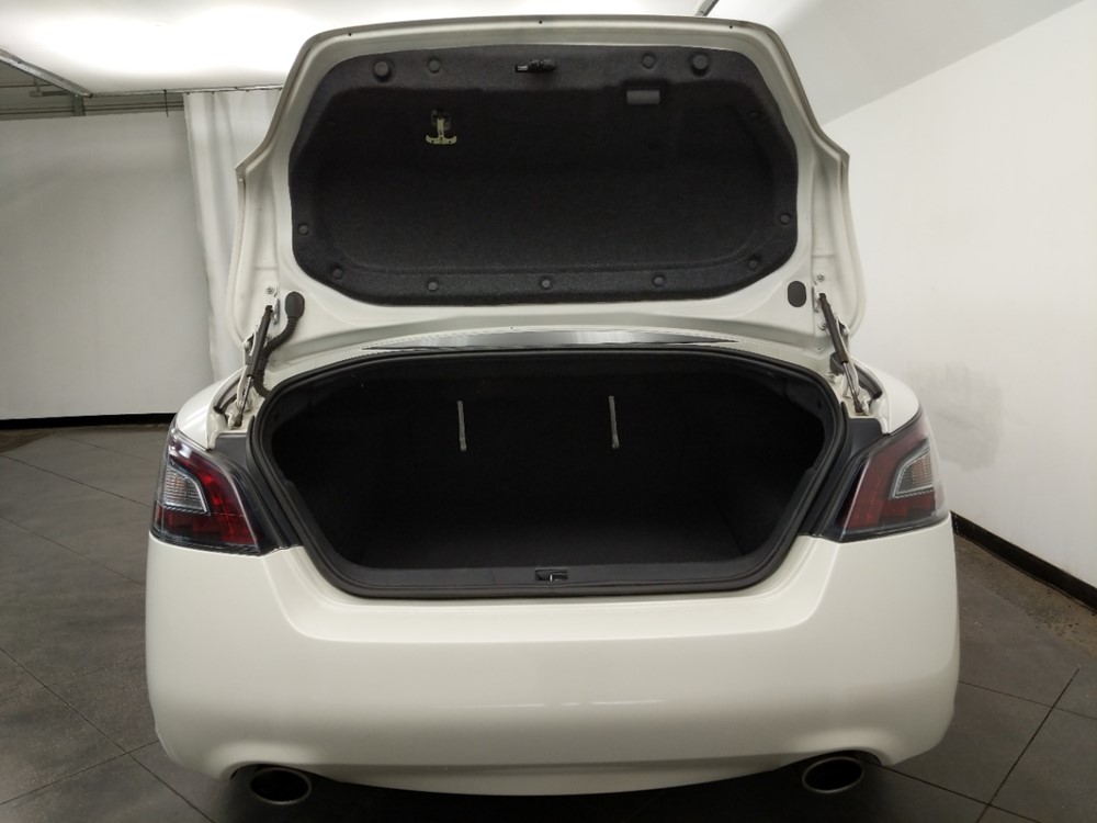 2014 Nissan Maxima - Trunk