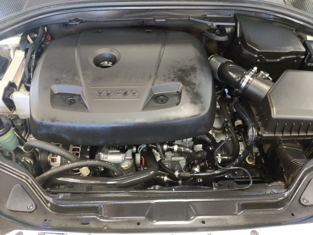 2016 Volvo XC60 - Engine