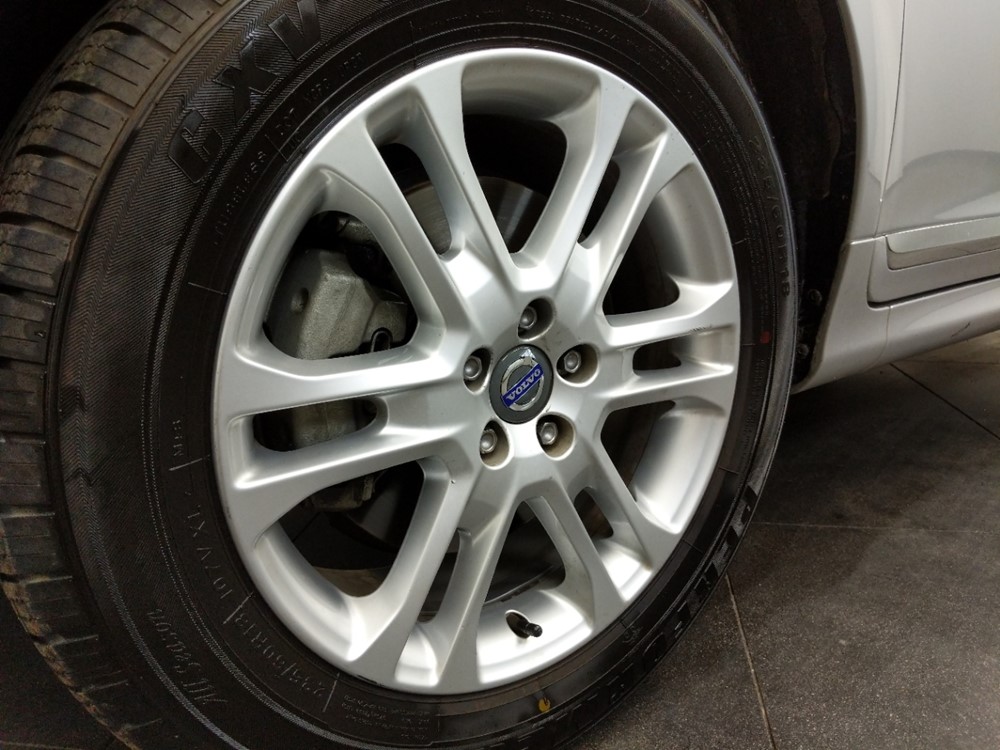 2016 Volvo XC60 - Wheel