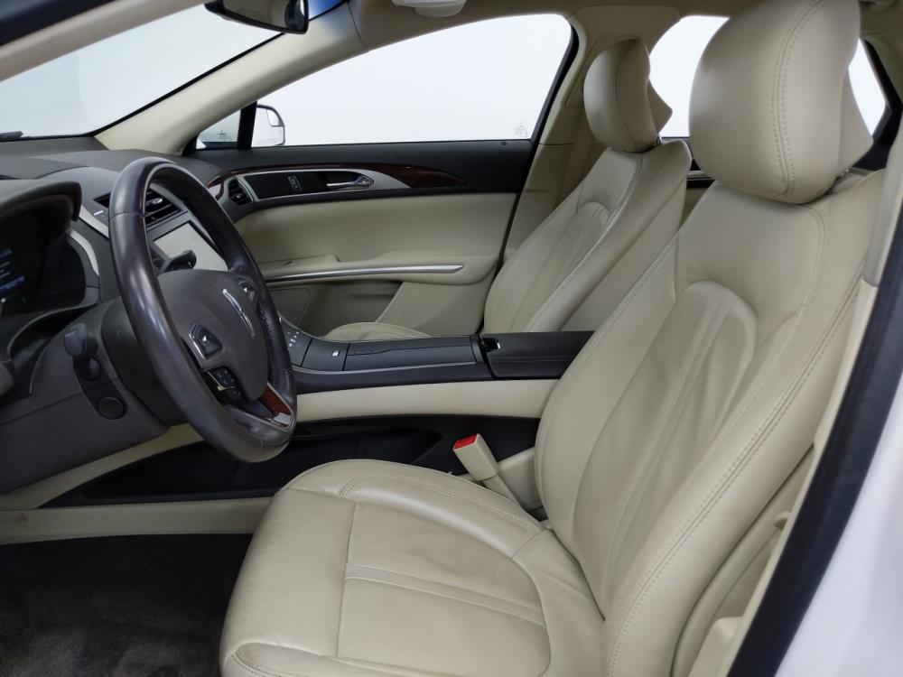 2015 Lincoln MKZ - Driver Front Seat
