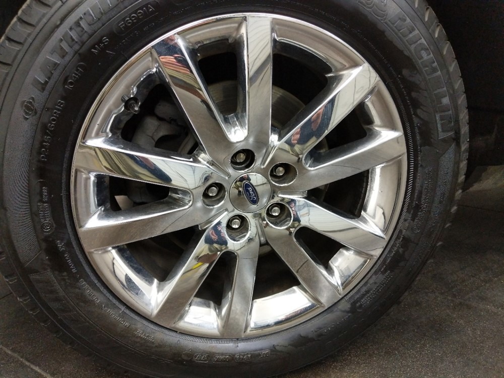 2014 Ford Edge - Wheel