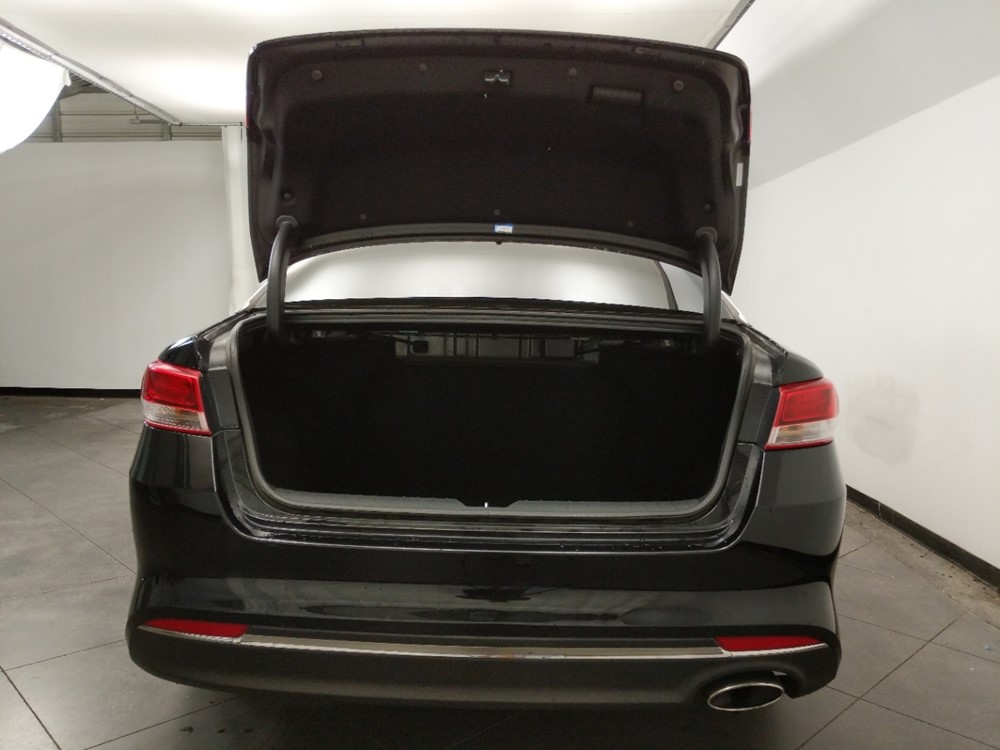 2016 Kia Optima - Trunk