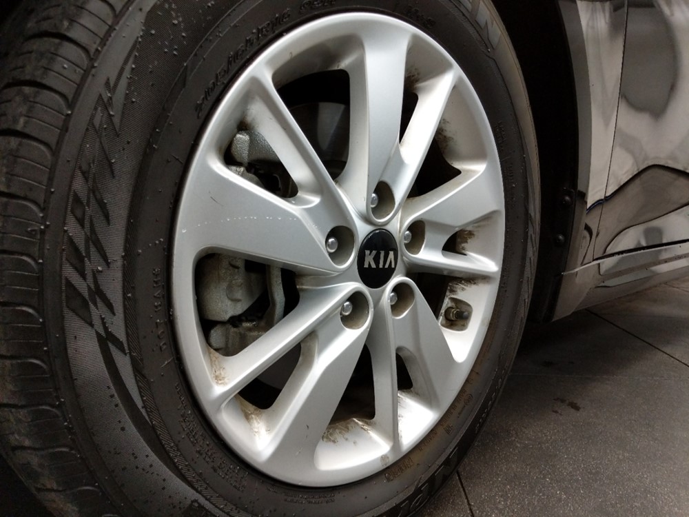 2016 Kia Optima - Wheel