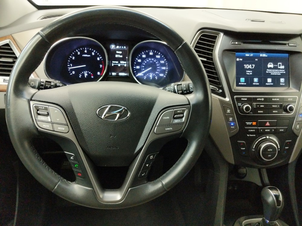 2017 Hyundai Santa Fe - Driver Dash