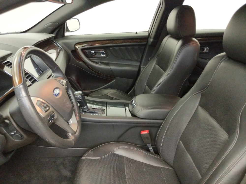 2017 Ford Taurus - Driver Front Seat