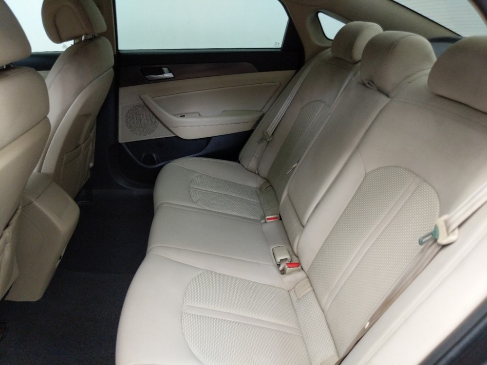 2015 Hyundai Sonata - Driver Rear Seat