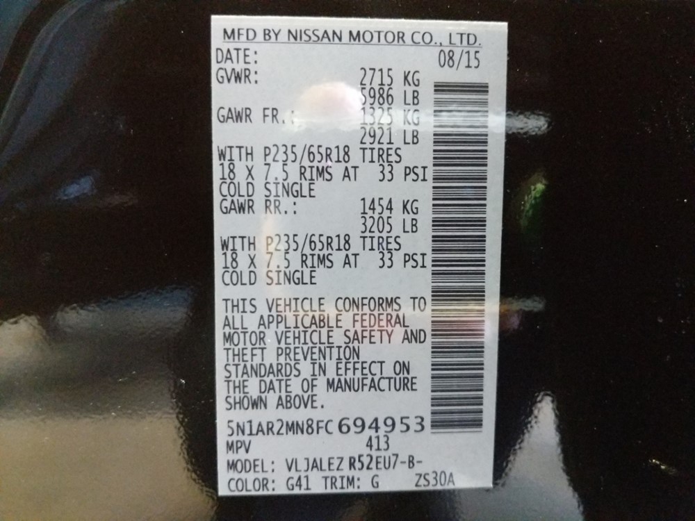 2015 Nissan Pathfinder - VIN Plate