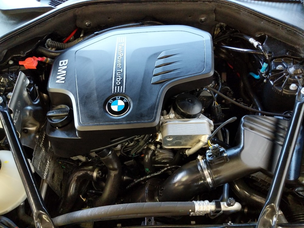 2015 BMW 528i - Engine