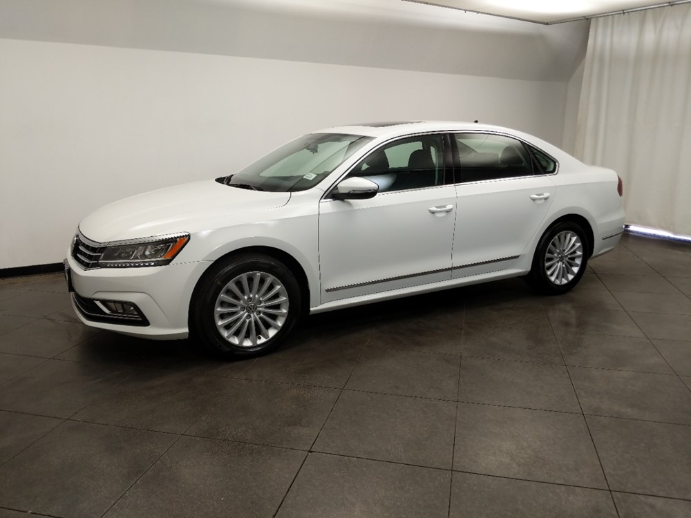 2017 Volkswagen Passat - Driver Front Side