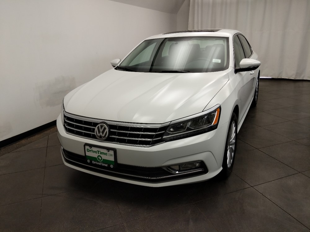 2017 Volkswagen Passat - Driver Front Hood