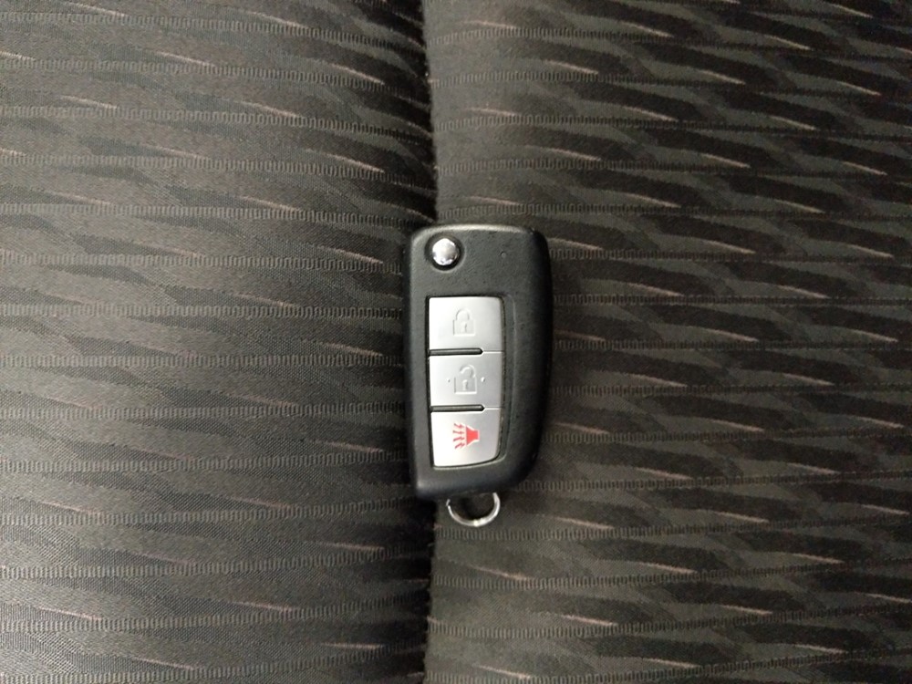 2018 Nissan Rogue - Keys