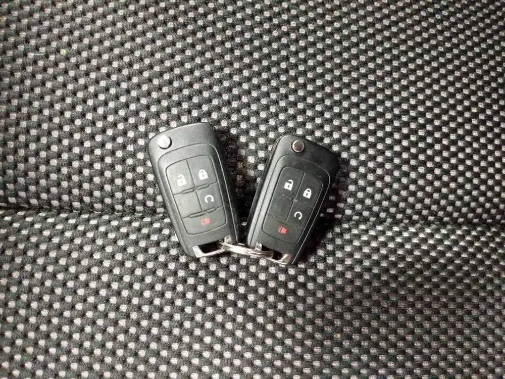 2016 GMC Terrain - Keys