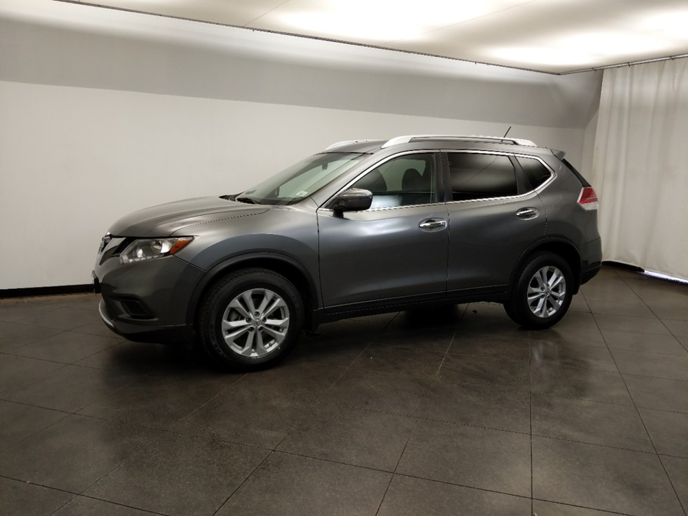 2016 Nissan Rogue - Driver Front Side