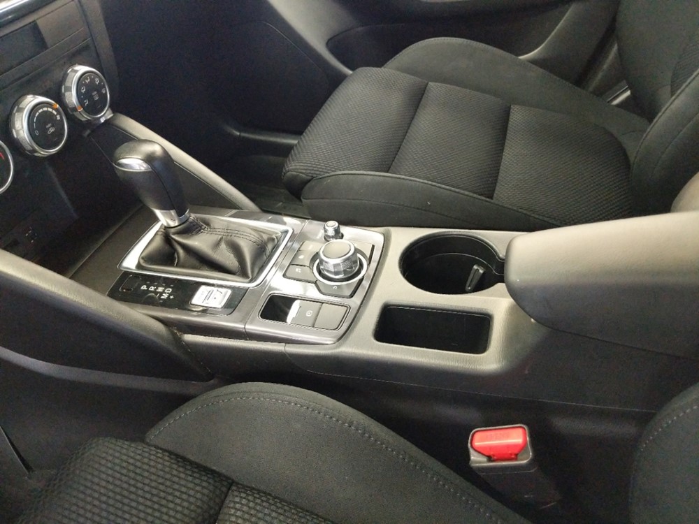 2016 Mazda CX-5 - Center Console/Cup Holders