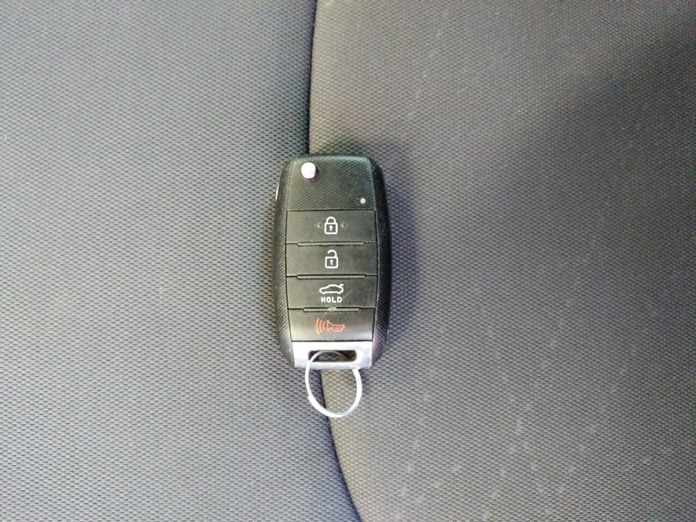 2014 Kia Rio - Keys