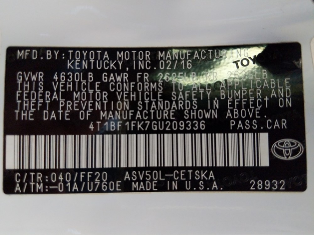2016 Toyota Camry - VIN Plate