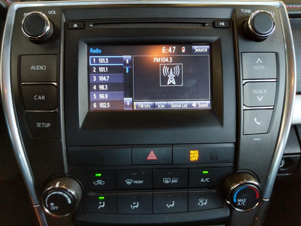 2016 Toyota Camry - Stereo Package