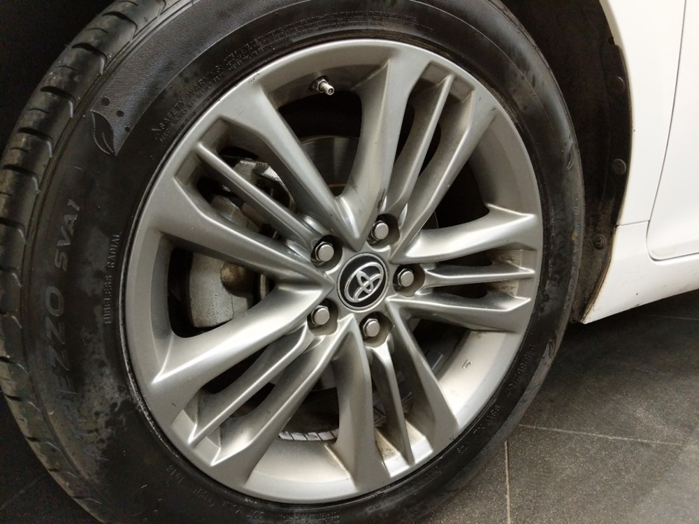 2016 Toyota Camry - Wheel