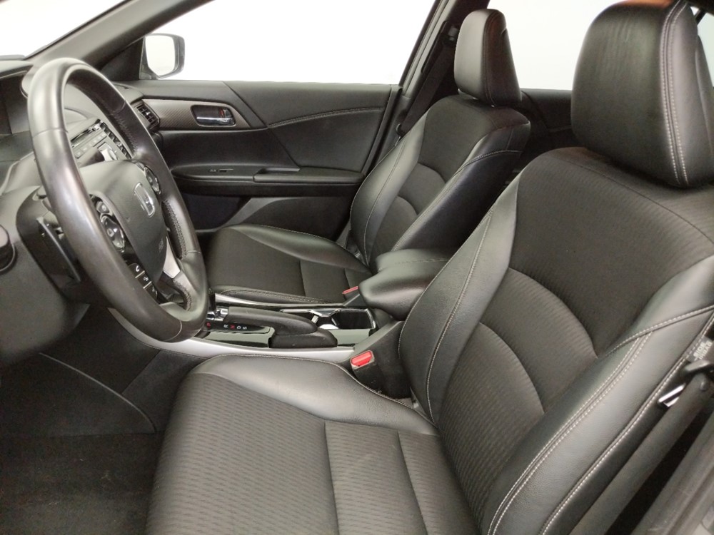 2017 Honda Accord - Driver Front Seat