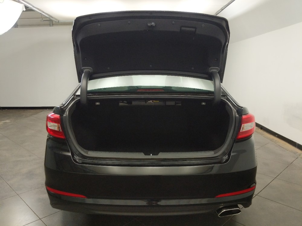 2017 Hyundai Sonata - Trunk