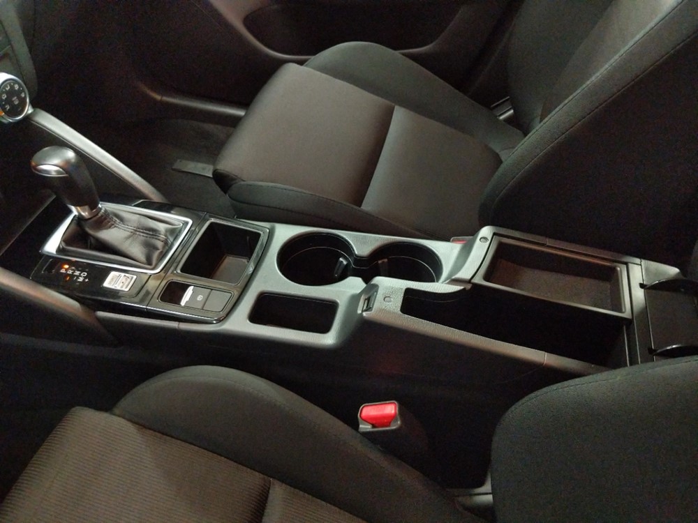 2016 Mazda CX-5 - Center Console/Cup Holders