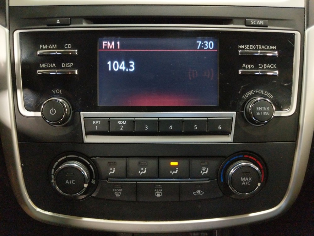 2016 Nissan Altima - Stereo Package