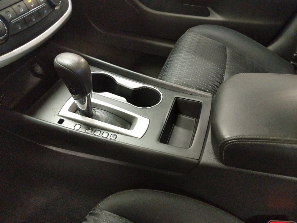 2016 Nissan Altima - Center Console/Cup Holders