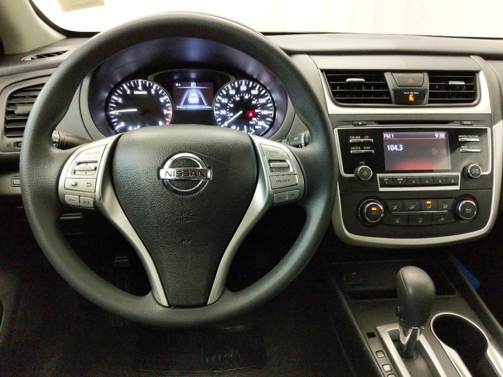2016 Nissan Altima - Driver Dash