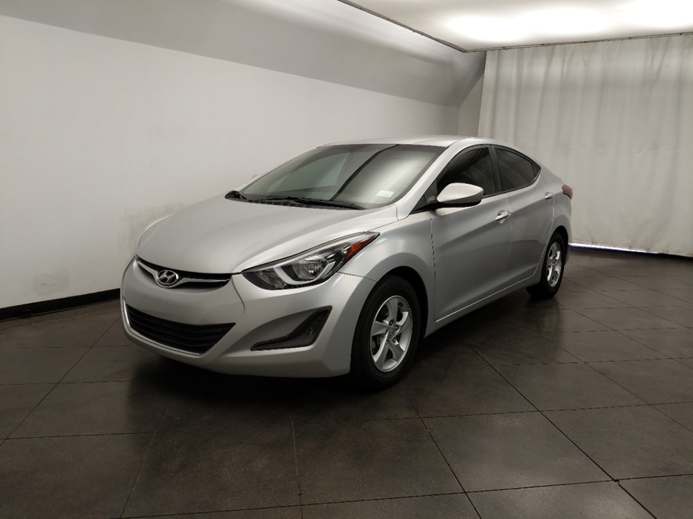 2014 Hyundai Elantra - Driver Front Bumper