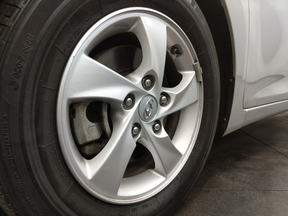 2014 Hyundai Elantra - Wheel
