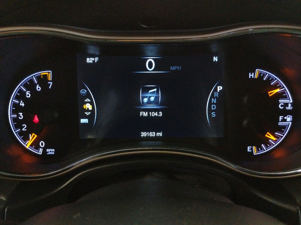 2015 Jeep Grand Cherokee - Odometer Close Up