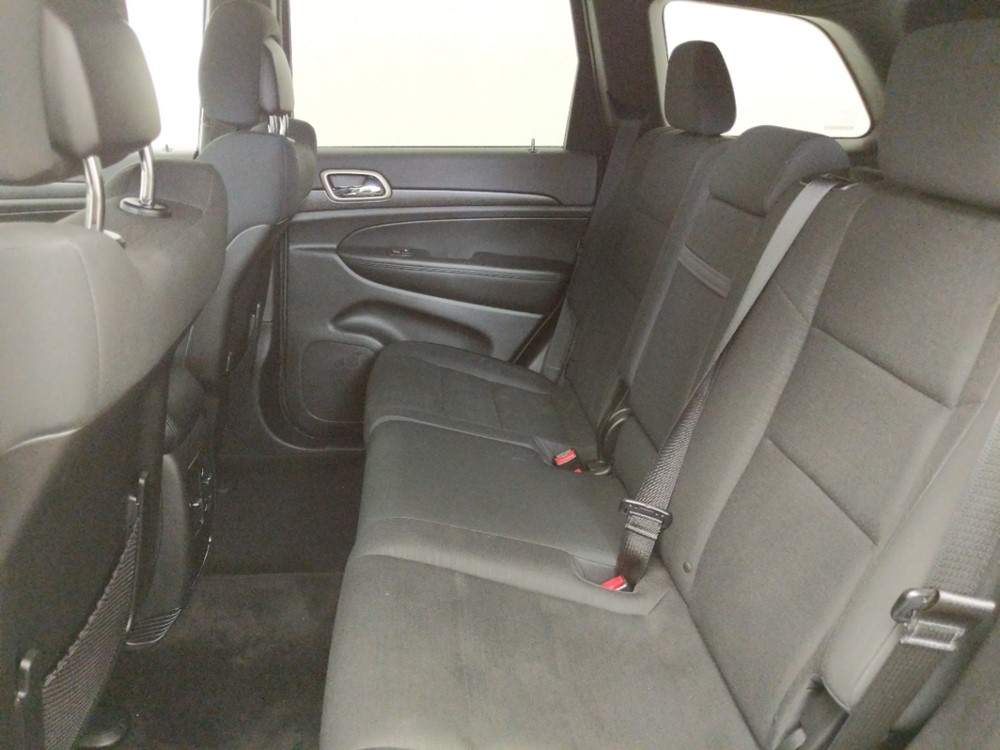 2015 Jeep Grand Cherokee - Driver Rear Seat