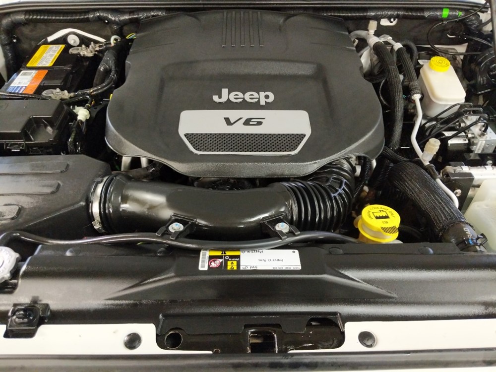 2016 Jeep Wrangler - Engine