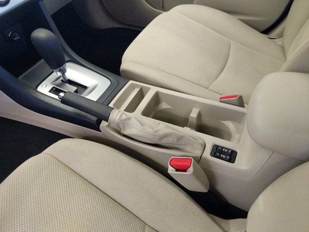 2016 Subaru Impreza - Center Console/Cup Holders