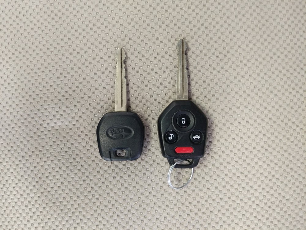 2016 Subaru Impreza - Keys