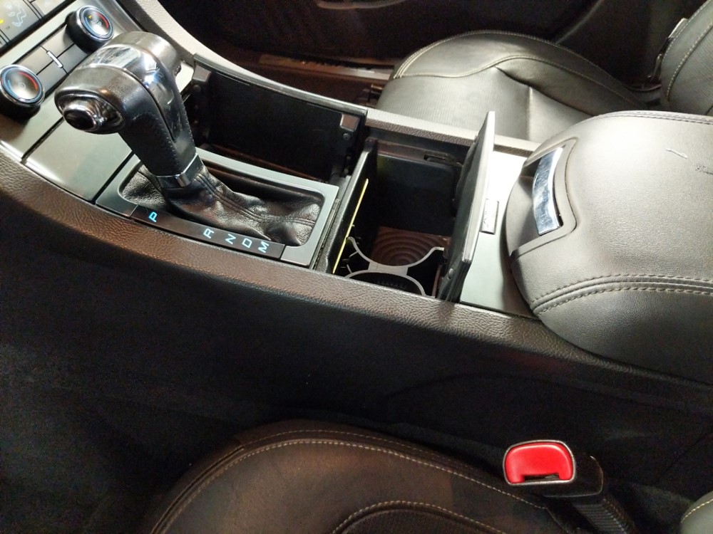 2011 Ford Taurus - Center Console/Cup Holders