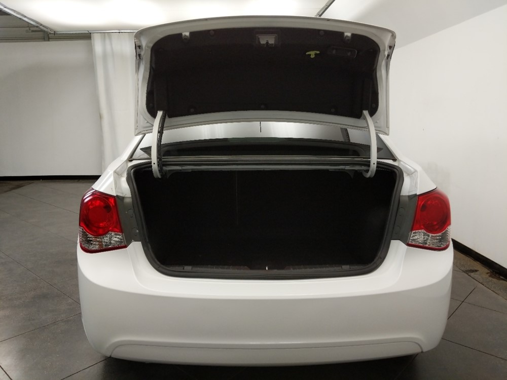 2015 Chevrolet Cruze - Trunk