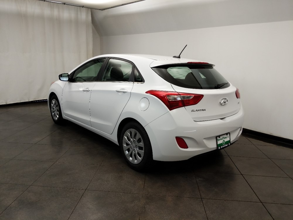 2017 Hyundai Elantra - Driver Rear Bumper