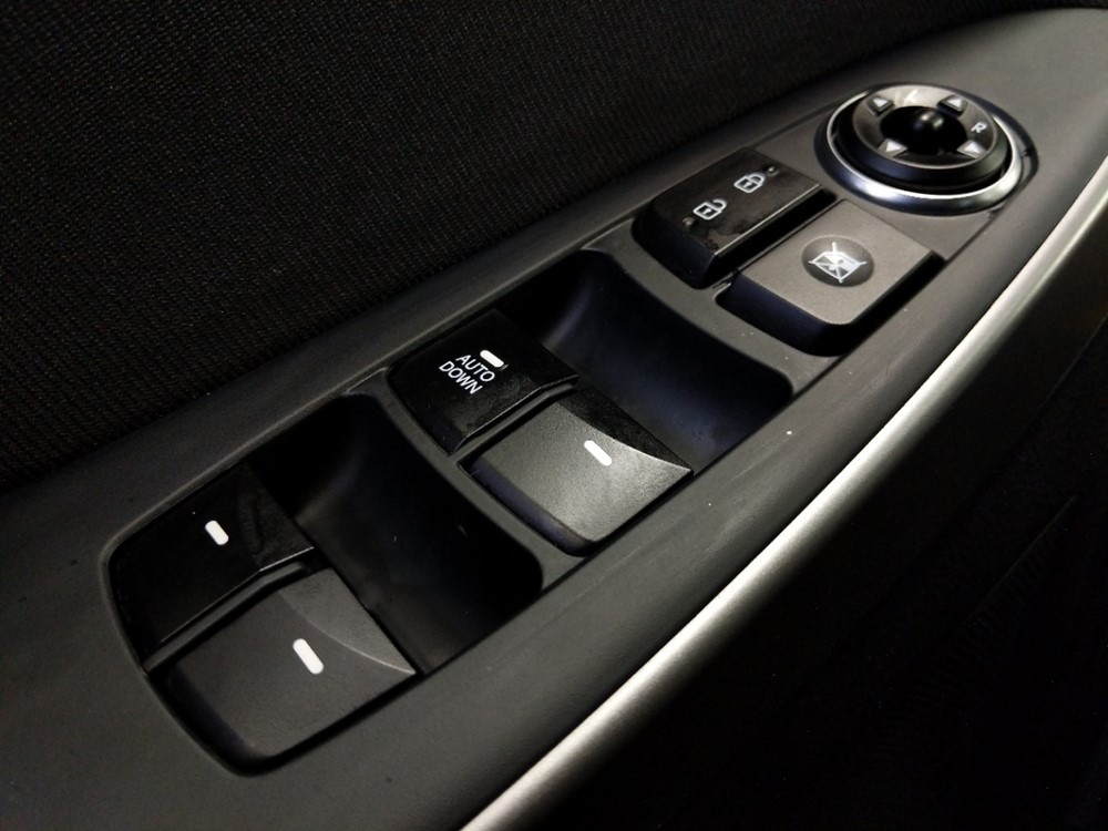 2017 Hyundai Elantra - Driver Power Windows/Lock Control