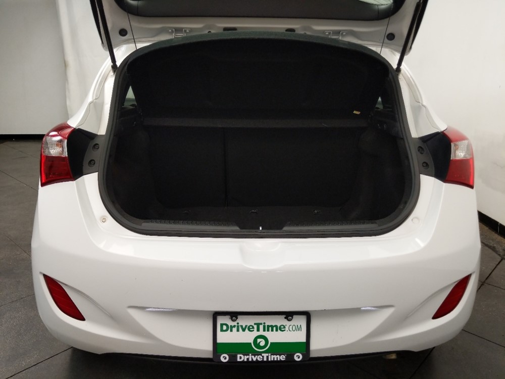 2017 Hyundai Elantra - Trunk