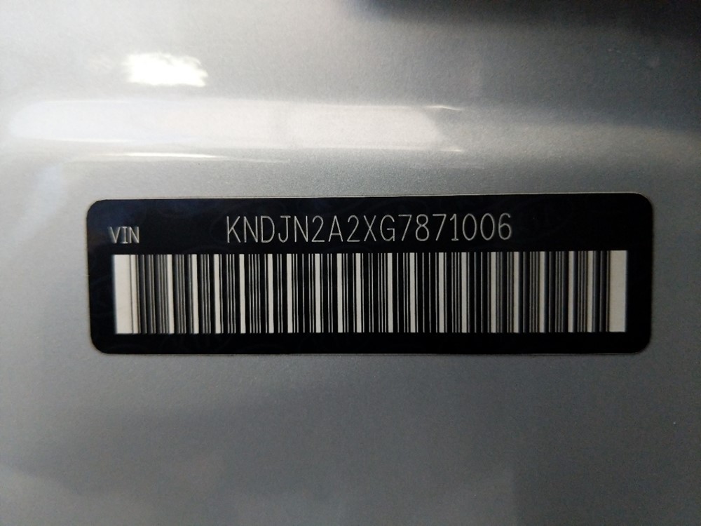2016 Kia Soul - VIN Plate